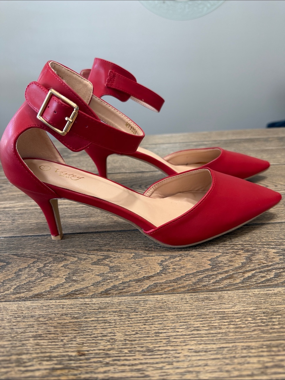 Bold Eye-Catching Red Pointed-Toe Ankle-Strap Cocktail Party Heels 11 Night-out